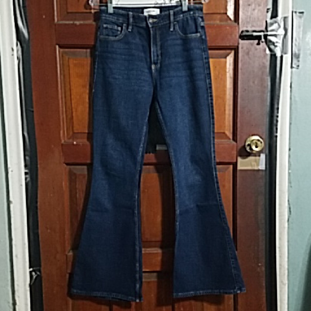 Abercrombie & Fitch NWOT,Dark Blue, Vintage Flare High Rise, Size:4